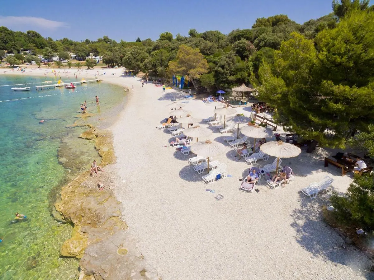Camping Adria Mobile Homes In Brioni Sunny Camping Póla