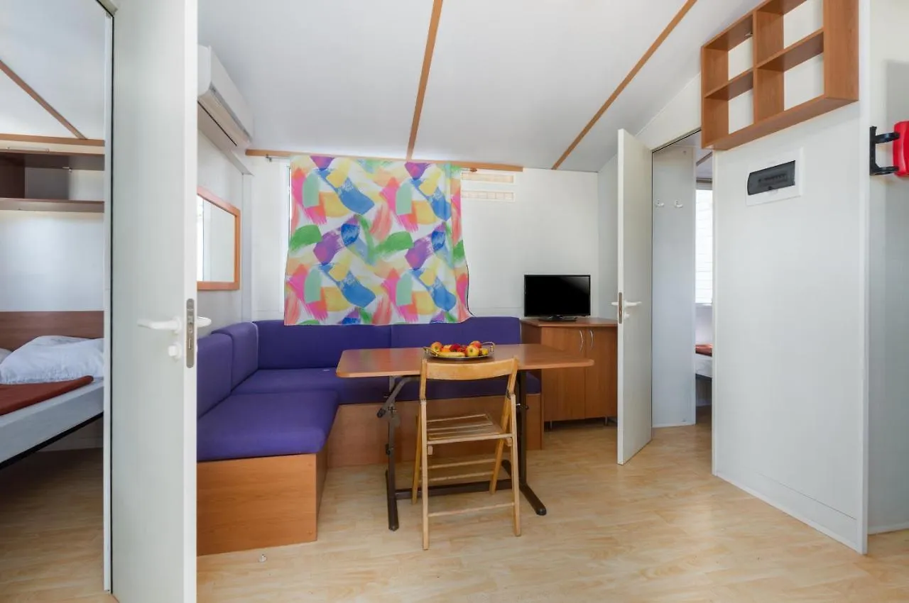 Camping Adria Mobile Homes In Brioni Sunny Camping Póla