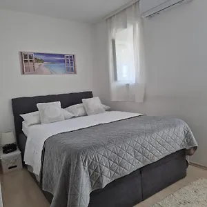 Apartment Near The Center 
