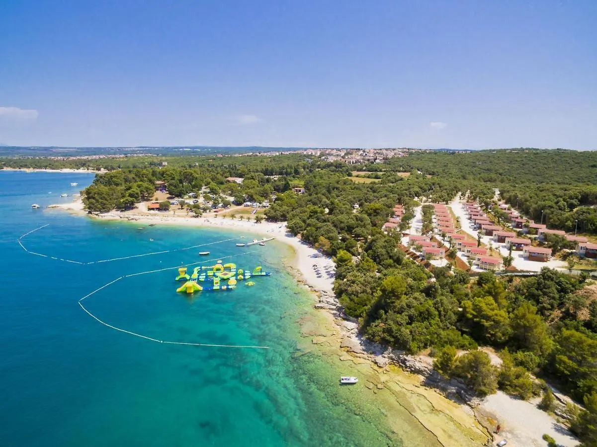 캠프장 Camping Adria Mobile Homes In Brioni Sunny Camping PUY