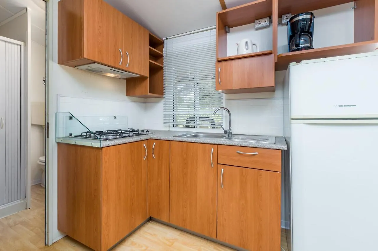 캠프장 Camping Adria Mobile Homes In Brioni Sunny Camping PUY
