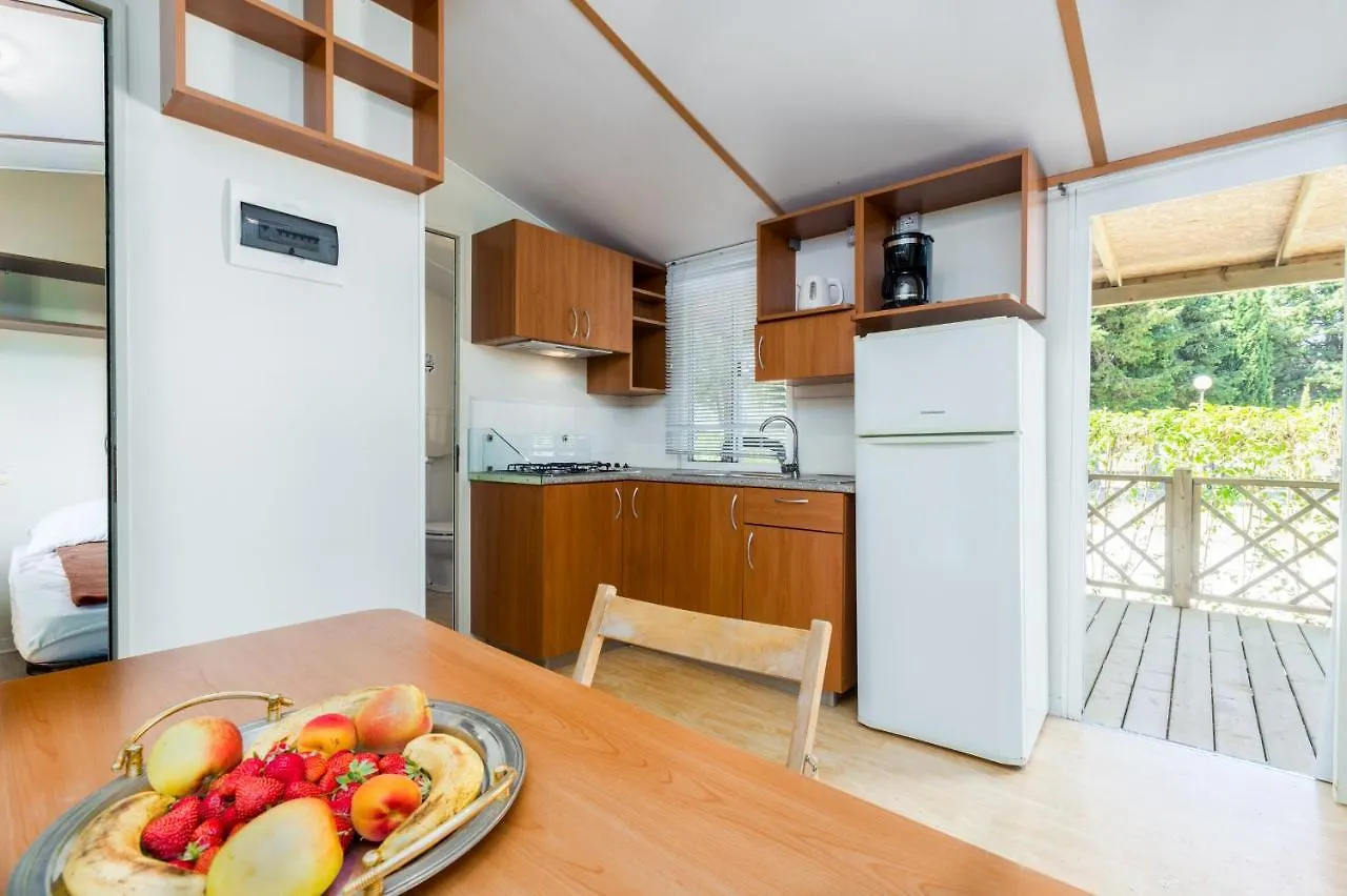 Camping Adria Mobile Homes In Brioni Sunny Camping PUY 캠프장