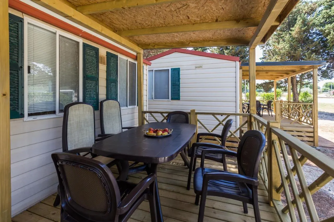 Camping Adria Mobile Homes In Brioni Sunny Camping 普拉 2*,
